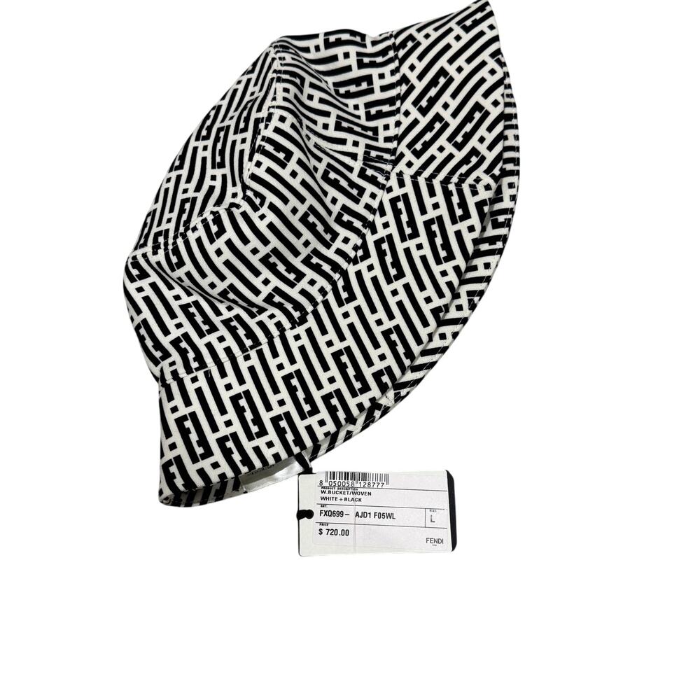 Fendi Black and White Bucket Hat Large New with Tags - Picture 3 of 4